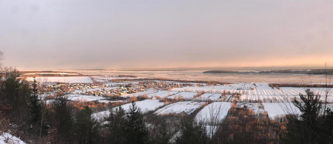 Les Chalets Sur Le Cap Saint Joachim 外观 照片